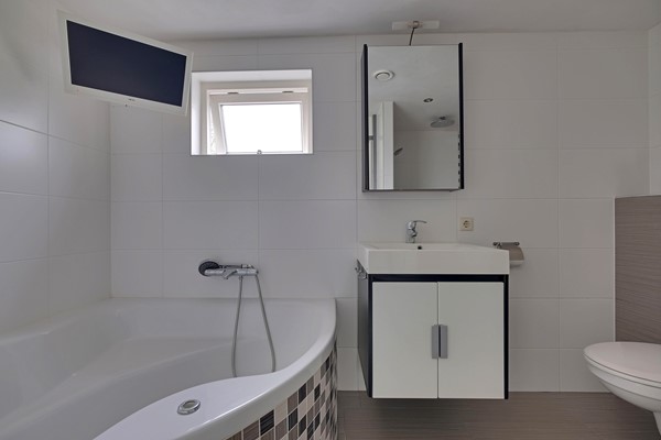 Medium property photo - De Leigraaf 73, 6932 BB Westervoort